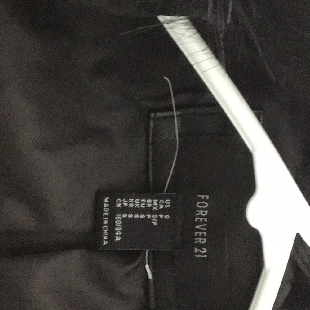 Black jacket - Picture 3 of 5